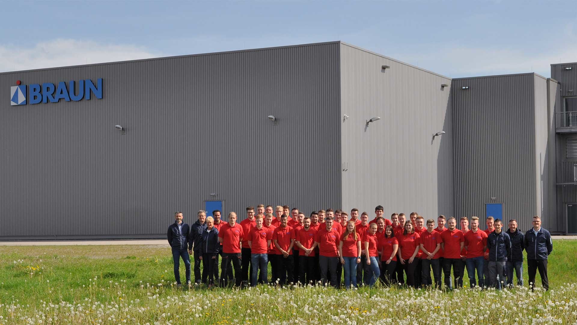 Gruppenfoto Auszubildende | © Braunform GmbH